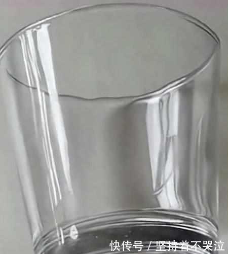 生活质量&00后美术生晒出满分作业,王者般的操作,网友:差点以为是真的