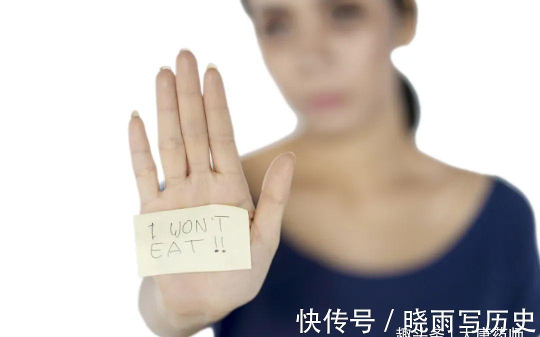 失眠者|3种不靠谱的助眠食物,当心越吃越失眠!这么吃,补血补虚,睡得更香