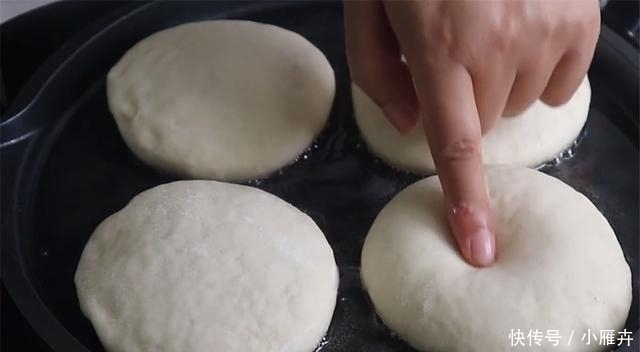 剂子|发面饼最好吃的家常做法,蓬松柔软又香甜,比馅饼好吃多了