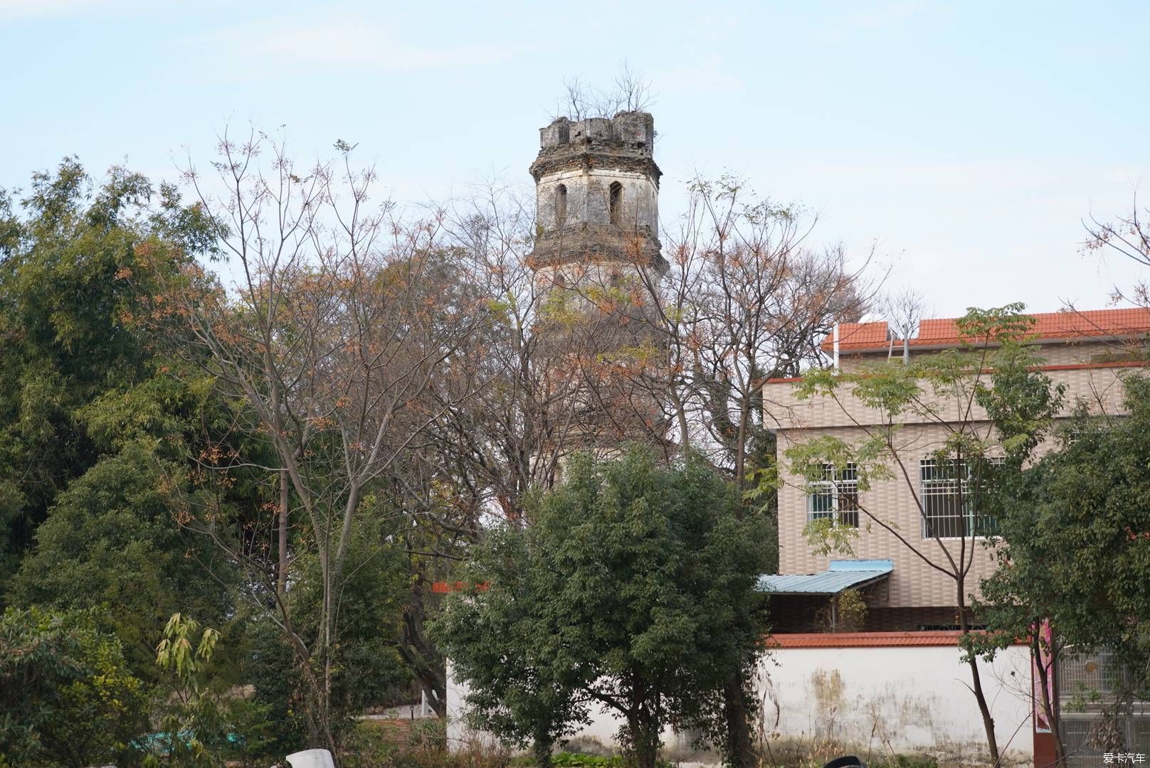 始兴有座无顶塔