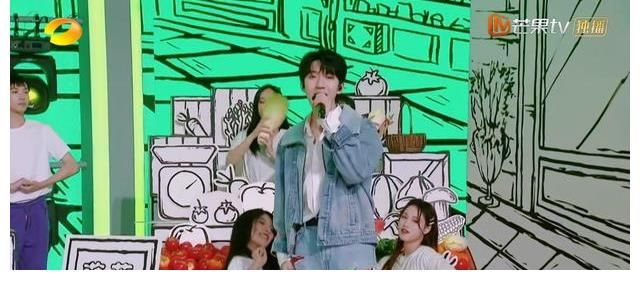 丁程鑫|夏日已过,仍觉丁程鑫等4位少年,他们的美食串烧歌,真可口