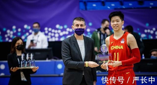 mvp|女篮33分大胜!王思雨公开发声,郑微难掩兴奋,MVP属于中国球员