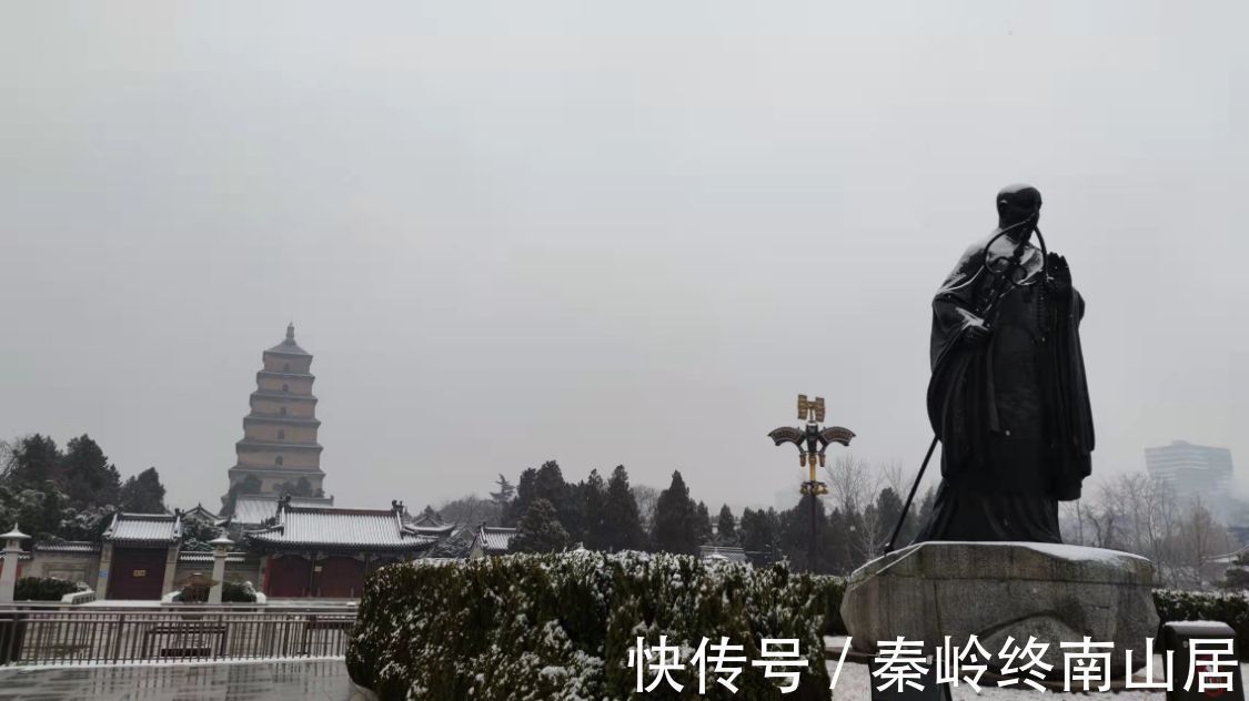 大唐|看惯了热闹与繁华,雪中别样的西安大雁塔和大唐不夜城,你见过吗,像极了唐朝