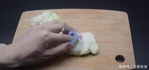 厨房|你家有废旧的塑料瓶吗？这个用途太棒了，花钱都买不到，涨知识了