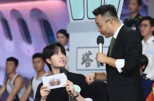 王一博|王一博一股清流!曝不少藝人貪戀汪涵人脈,唯有他極力避免