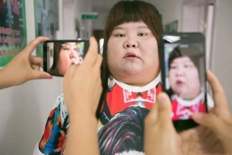 陈建国|“校花”陈皖枝被丈夫养到300斤，睡塌两张床，现今如何了