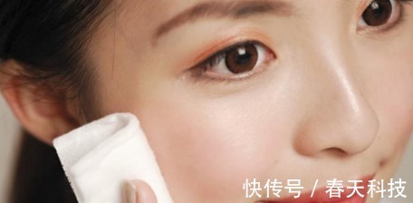 精华 这才是正确护肤顺序,别再先涂爽肤水!怪不得皮肤暗沉、毛孔粗