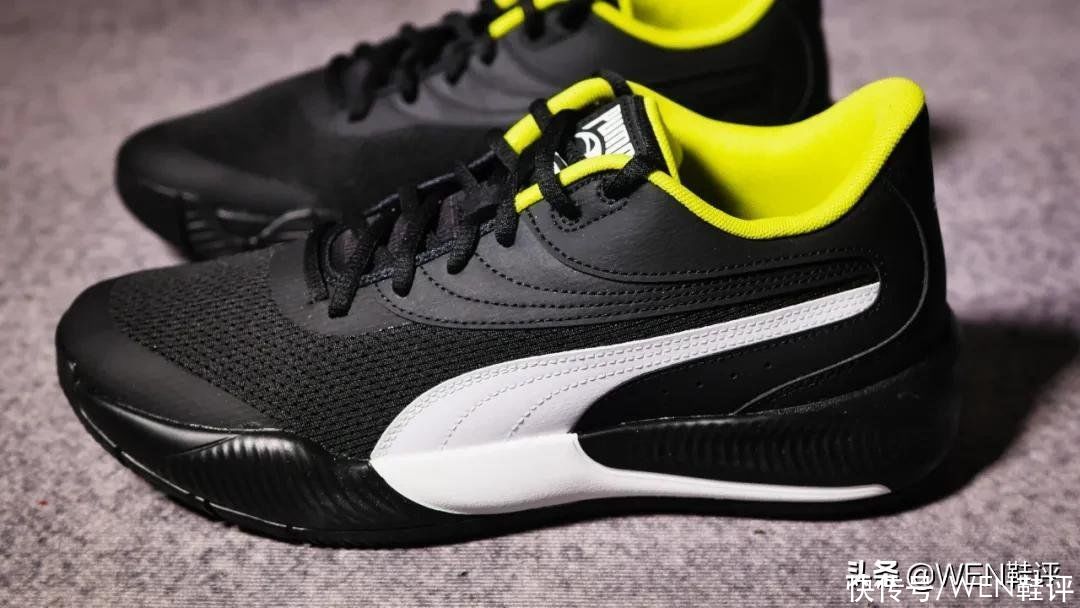 球鞋|PUMA Triple开箱：低价的外场球鞋，一鞋两穿有何惊喜？