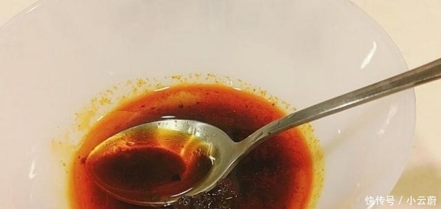 抄手|包子油条靠边站,它才是“懒人早餐”,喷香四溢,吃一口就上瘾