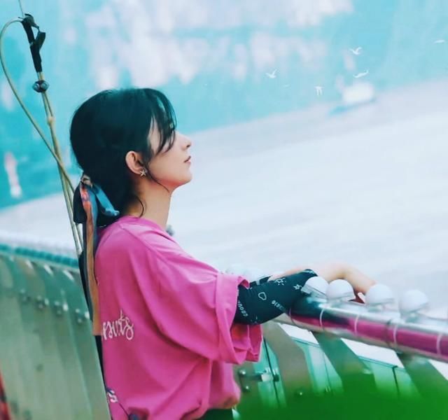 中餐厅赵丽颖喜欢演侠女,黄晓明领舞《无价之姐》还解释cp