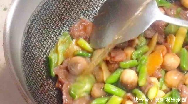 倒入|再穷也要多给孩子吃“它”,吃一盘,营养相当于吃10个鸡蛋,大虾