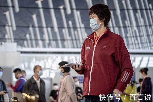 东道主|排协改变心意?曝中国女排放弃东道主身份,世界联赛或再换举办地