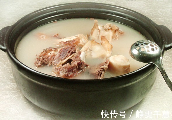 无论炖什么骨头汤,牢记这3点!保证汤越炖越白,肉还越炖越香