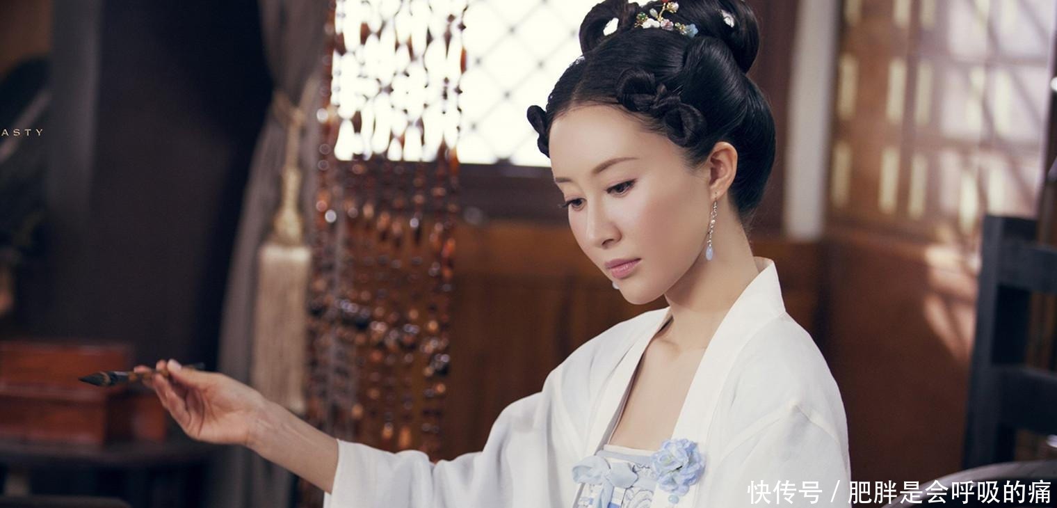 科举中榜的全是江南才子，皇帝大怒，不仅杀了主考官，还下令重考