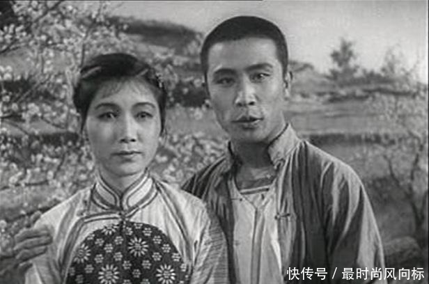 喝茶|三日不喝茶,不能不看新凤霞,唱戏半生,晚年书写往事,从不抱怨