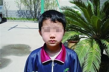 体质|10岁男孩因一碗“毒汤”一年不长个,儿科医生:很多家长还在喂