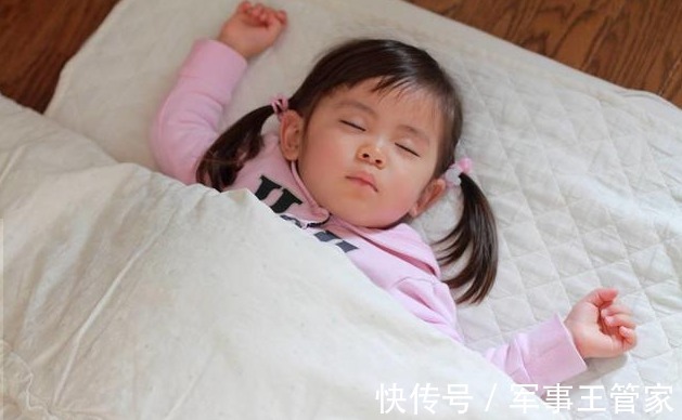 兴奋|宝宝睡觉时头上有“汗珠”，只是因为“缺钙”吗？家长需了解真相