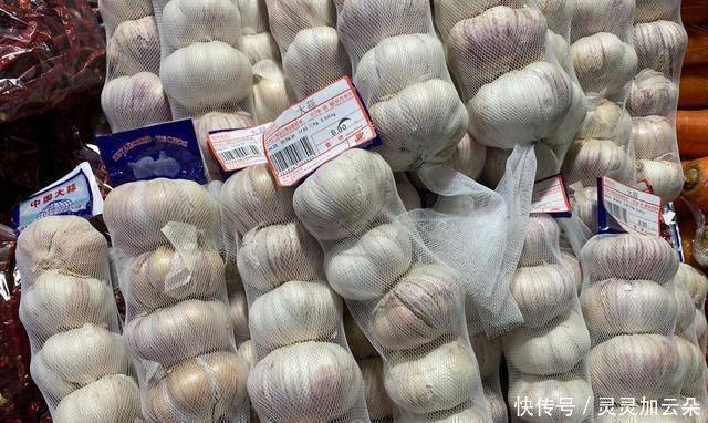 发芽|大蒜买多了容易碎三招，不枯萎，不发芽，放一年新鲜