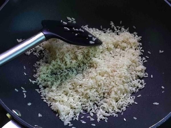 朋友圈|1人食晚餐,才10元钱,直接锅里一焖,发朋友圈,朋友放着我来