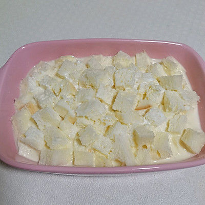 烤蛋奶土司布丁