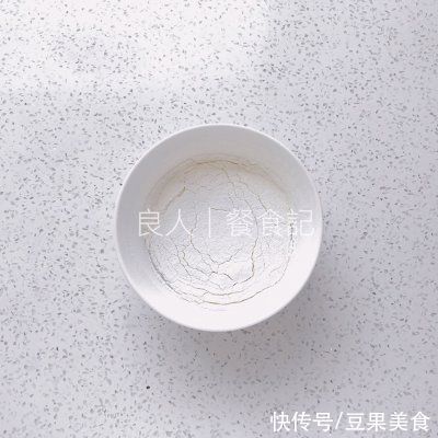 天使蛋糕|#蛋趣体验#绝对不腥的「天使蛋糕」详细教程