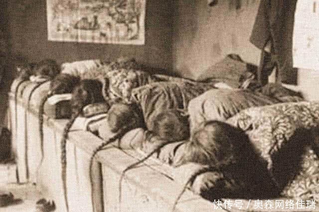 老照片|清朝罕见老照片：太监睡觉绝不能压着辫子