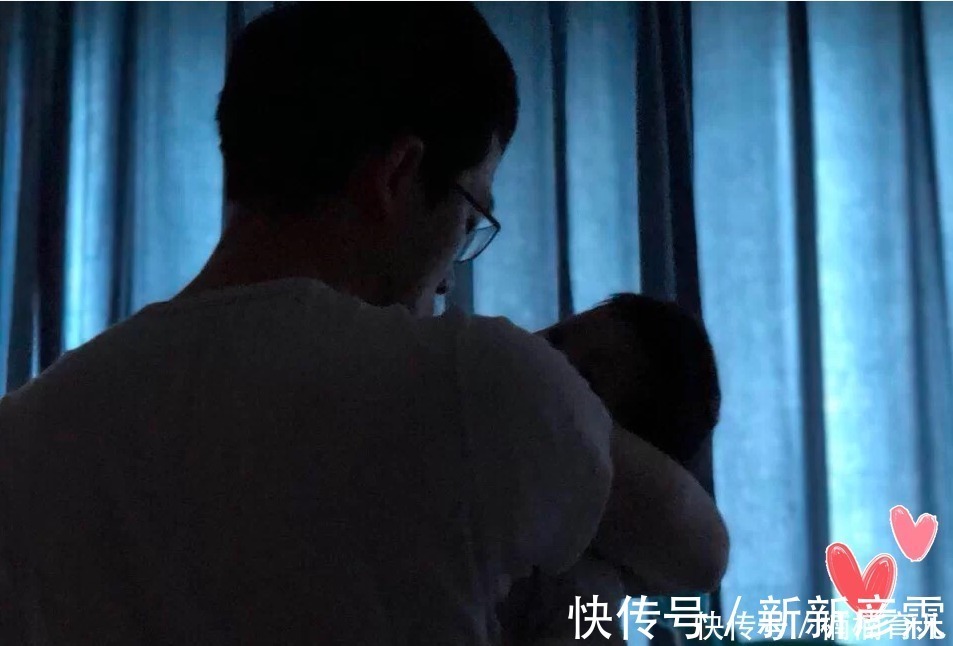 睡眠时间|和宝宝一起睡觉觉，新手爸妈有五件事要注意，以免影响娃身体发育