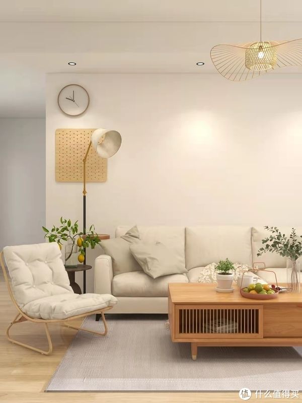 地毯|客厅设计灵感库，有吊顶、白墙、地毯，跟“网红装修”反着来