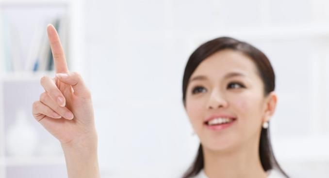 女性|雌性激素旺盛的女人,与常人相比会有3个不同,难怪比别人年轻