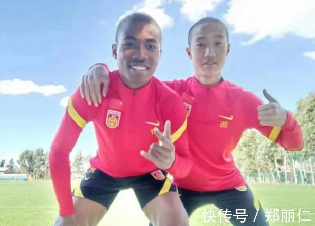 黄晟豪|14岁中非混血球员入围国少!2年豪夺3冠,梦想:带领国足进世界杯