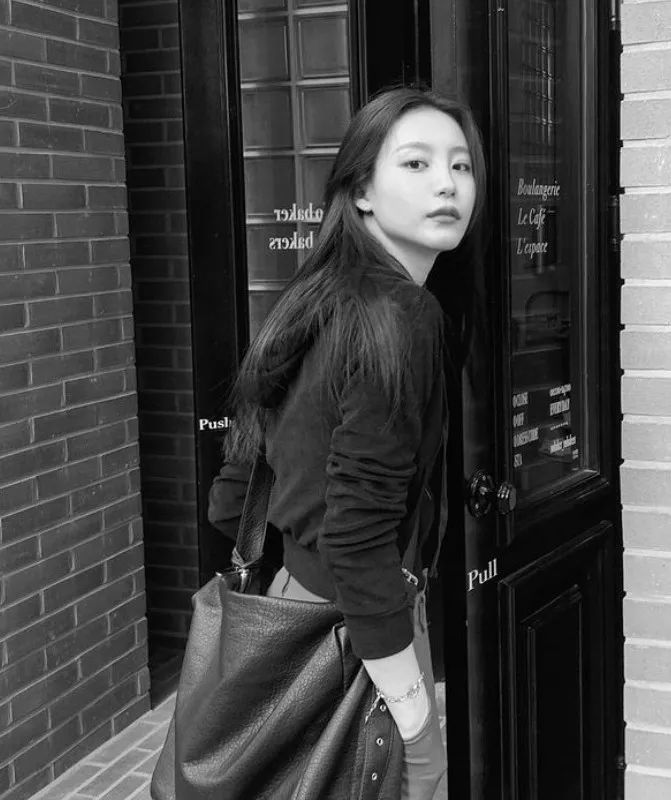 风格|5位韩国ins穿搭博主！这才是今夏穿搭模板