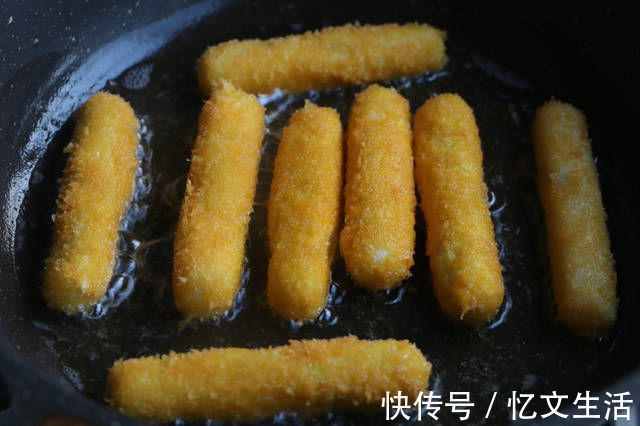 山药|糯米粉这样做才好吃，不油炸不水煮，当零食又当早餐，上桌就光盘