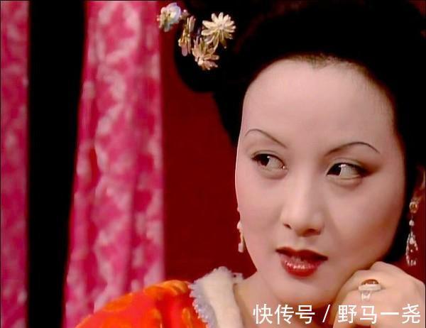 实权|她才是贾府里最有实权的女人,一直在装睡,其实比王熙凤还聪明!