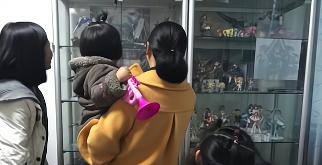 猫咪|让手办爱好者恐怖的并不是小孩,而是家中行走的猫咪