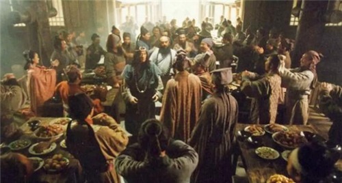 他才是梁山真正的老大,既非宋江,也非卢俊义,吴用临终才想明白