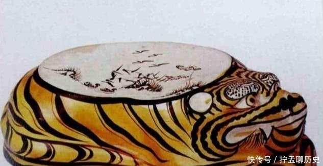 电视剧|皇帝贵妃用的瓷枕,硬邦邦舒服吗电视剧这么演,老祖宗说犯大忌