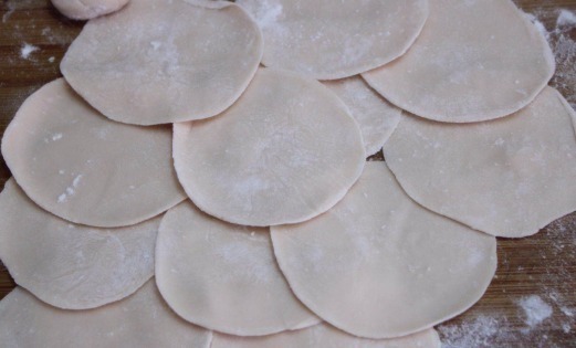 食用油|韭菜芹菜都靠边站,用这菜做饺子馅,营养还解馋