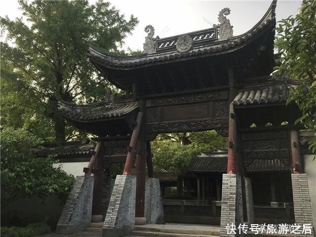 乌镇一座历史古村落，颠覆中国的传统模式，品尝新鲜食材美食