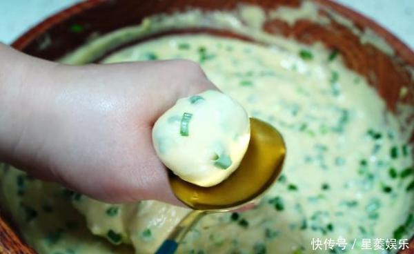 快速早餐，1碗面粉，3个鸡蛋，手不沾面，比油条简单，比包子还香