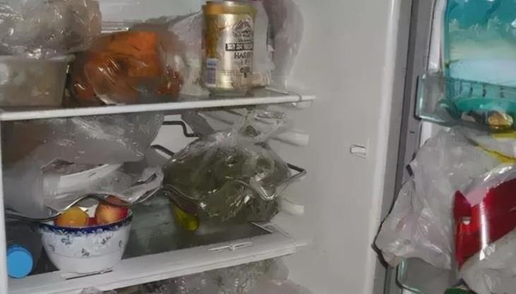 婆婆来家两天,家里的塑料袋全不见了,这种做法真高级,必须晒晒