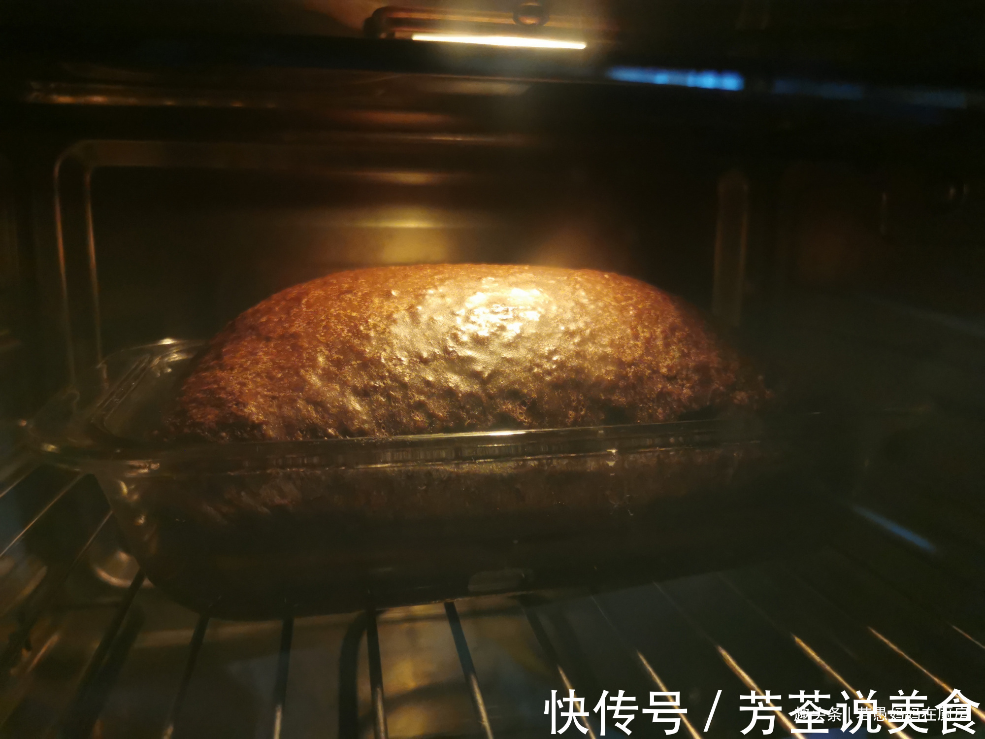 家里没面粉了,一碗燕麦,两个鸡蛋,搅一搅做成早餐饼,低脂饱腹