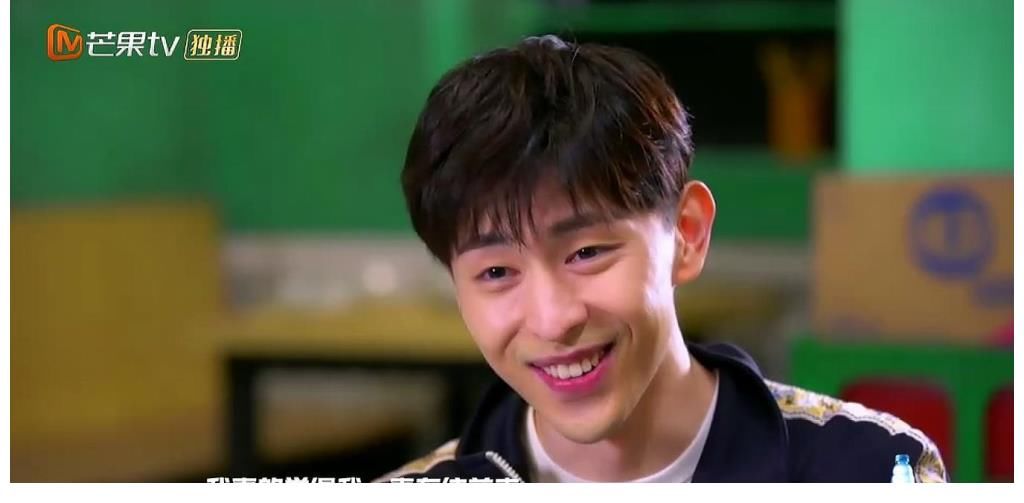 李一桐|《香蜜》之后没有好作品?被质疑沦落为“综艺咖”的邓伦能走多远