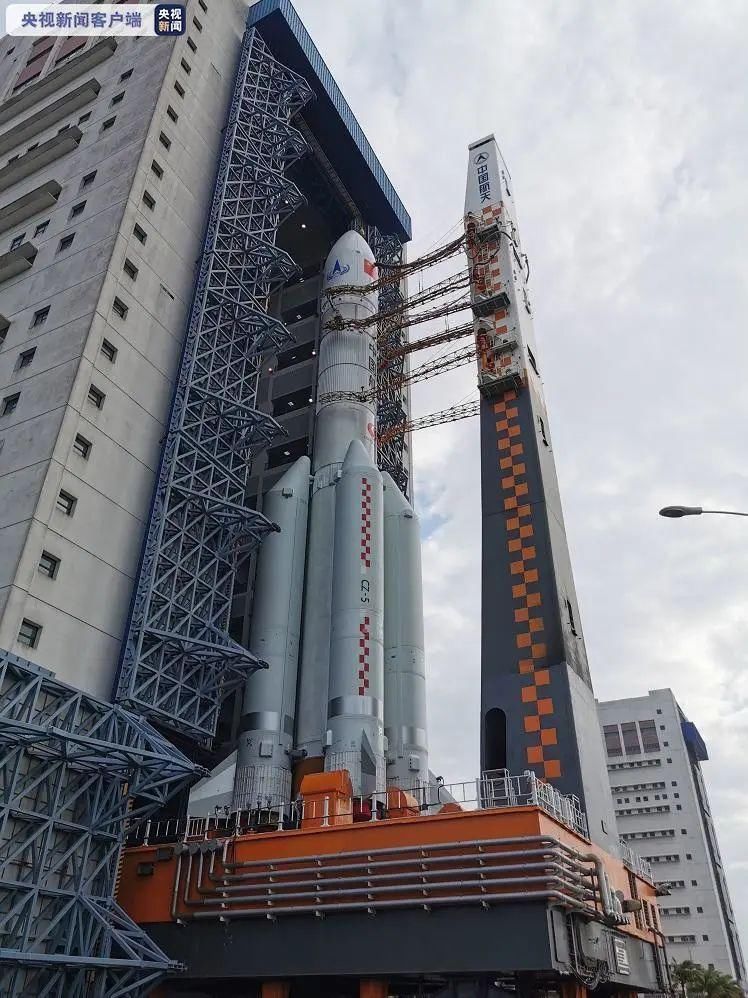 月球 探秘“长征”五号发射场,近距离看火箭刚刚发射过后的塔架细节
