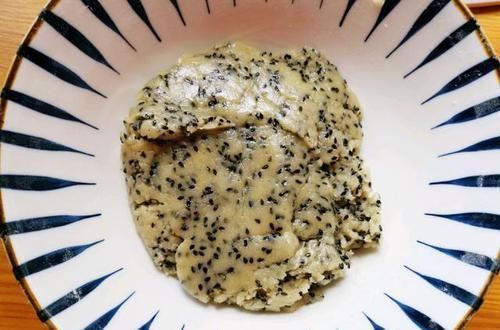 椒香酥脆的小点心,免打发,简单拌一拌,烤一烤方便又美味