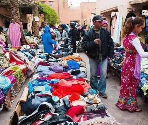 非洲一些收购商，倒卖我们随手丢的东西，摇身一变成身价千万