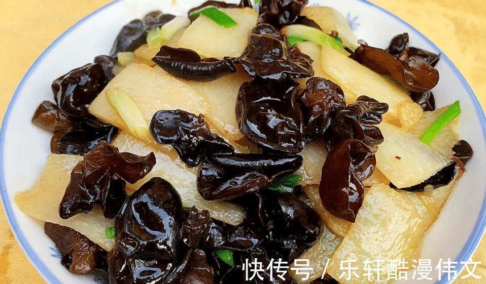 秋天,吃莲藕不如吃它,经济又实惠,营养丰富,简单一炒全家爱吃