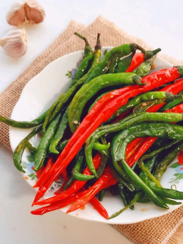  冲天|不加一滴水的腌辣椒?香辣鲜香吃一次就上瘾#牛气冲天#