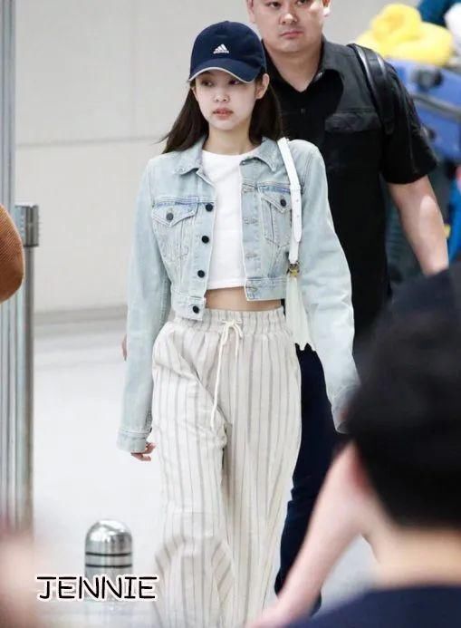 “阔腿裤”输惨了会藏肉的“云朵裤”也太显瘦了吧