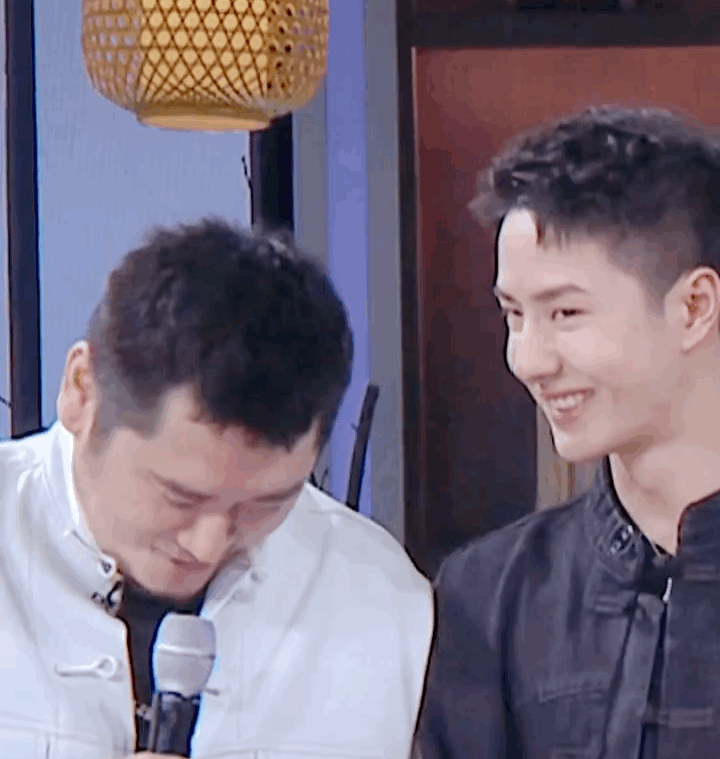 210402《天天向上》分享本周預告 橫店鷹眼王一博再次鎖定你