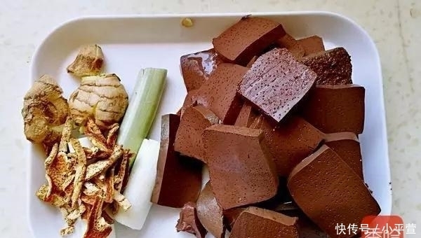 羊肉别再直接炖了, 多加这一步, 羊肉汤鲜还没膻味